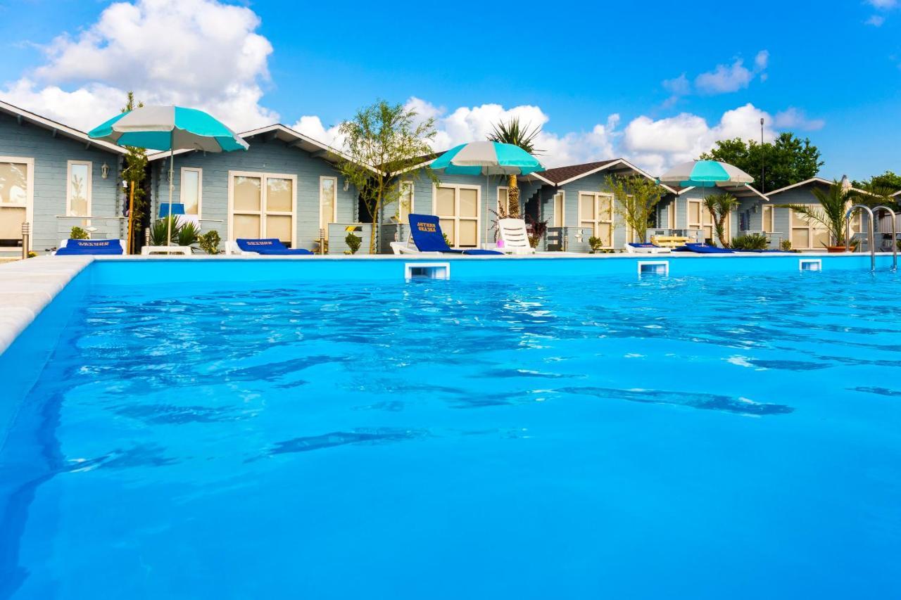 Hotel Letnjaya Skazka Alakhadzi Zewnętrze zdjęcie